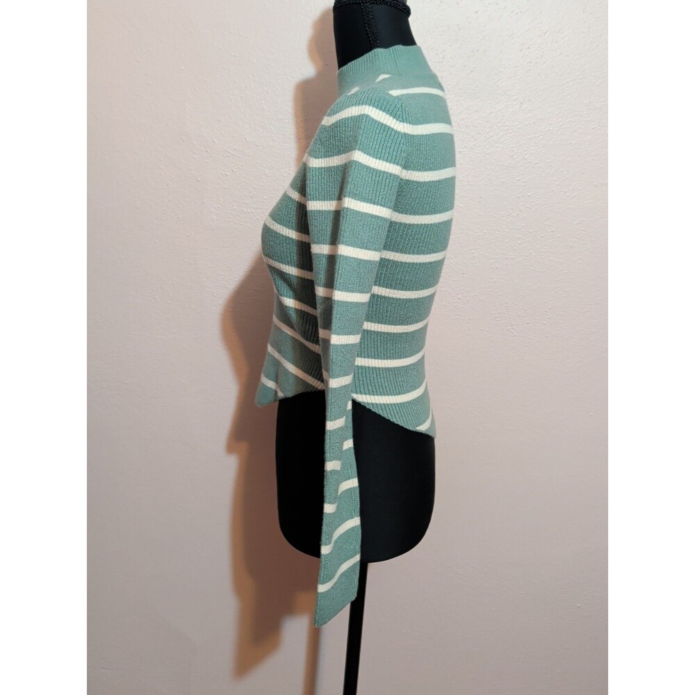 ❤️AE Women's M Sage Stripe Ribbed Mock Neck Crop Long Sleeve Sweater❤️ - Picture 3 of 8